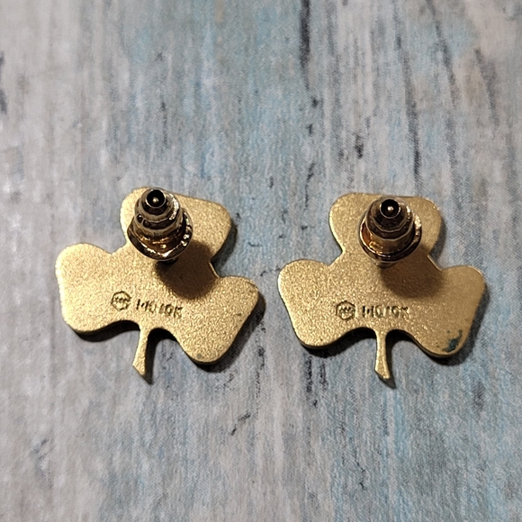 Notre Dame Clover University 10k Earrings - Picture 2 of 6